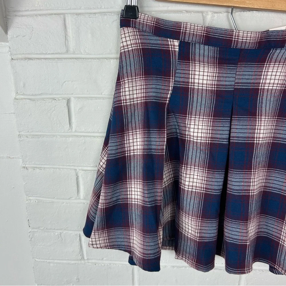 NWT SO Plaid Pleated Mini Skirt Size 3